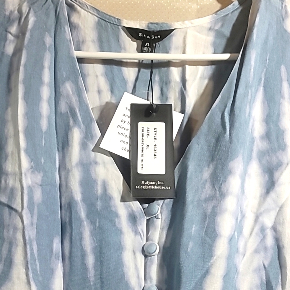 Sim & Sam Womens XL Blue & White  Tie Dyed Crop Top